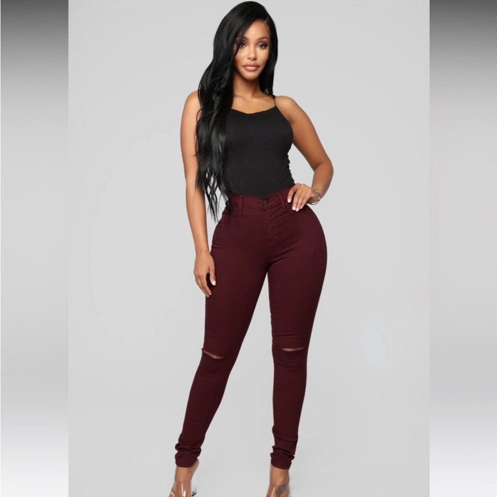 👖❤️Brand New with tags fashion nova canopy jeans in burgundy